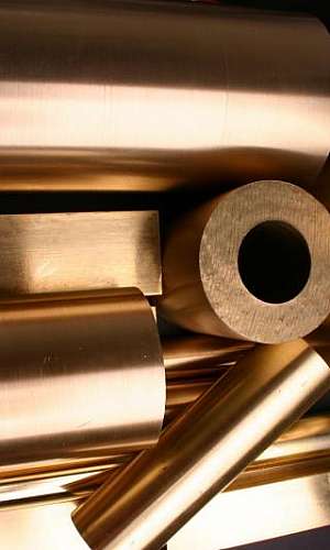 Fundição de peças em bronze Fundição de peças em bronze